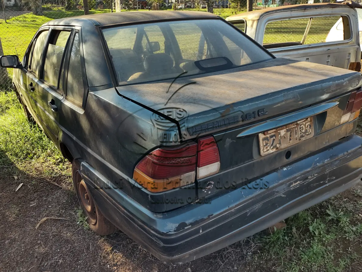 LOTE 05 - Automóvel FORD/Versallies