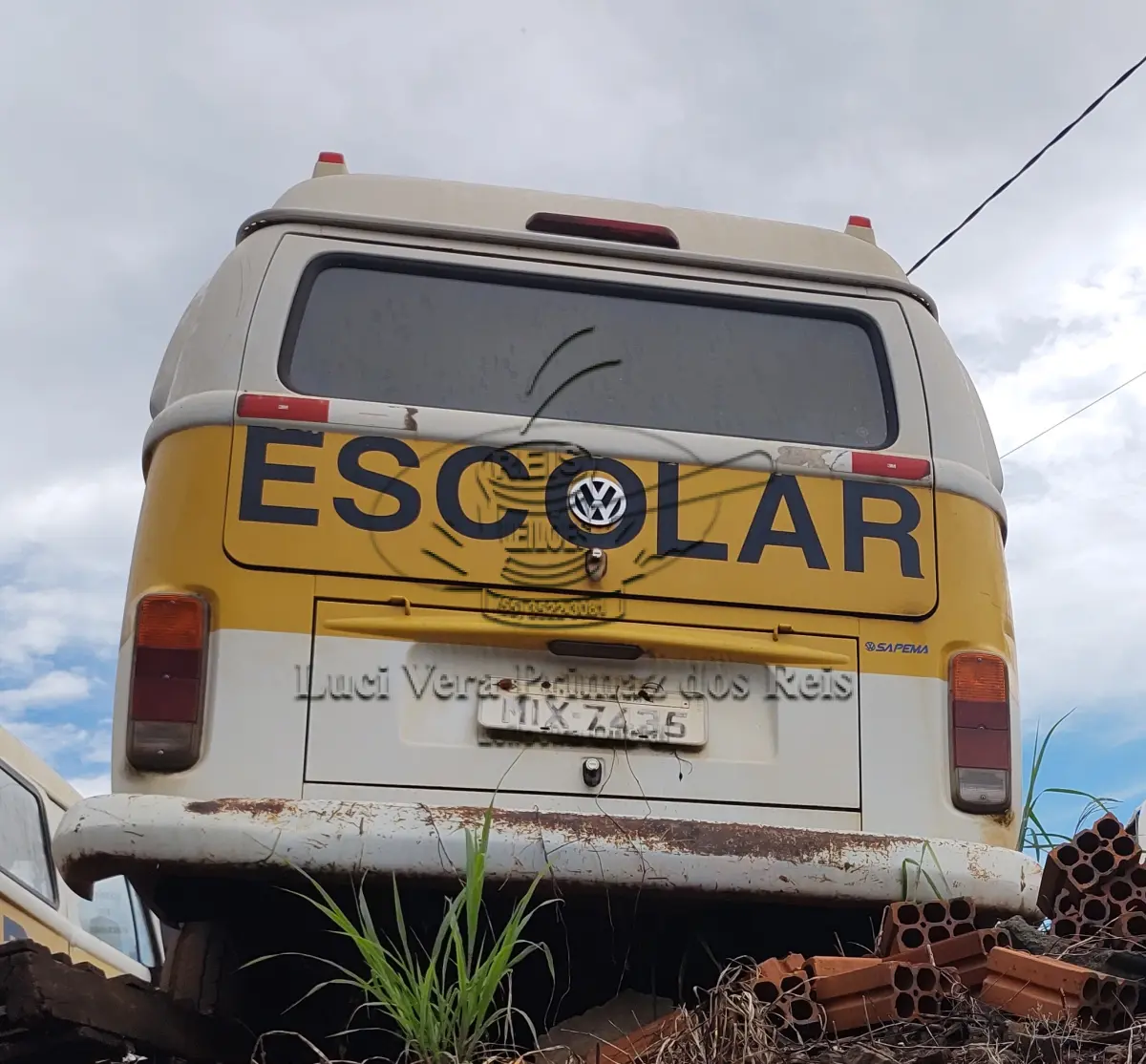 LOTE 005 - AUTOMÓVEL VW KOMBI