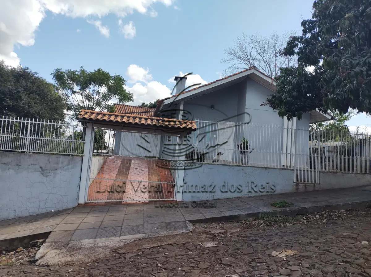 LOTE 001 - LOTE URBANO E CASA