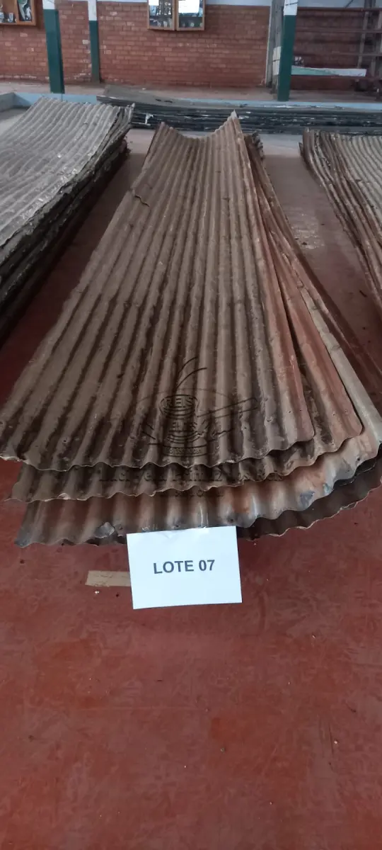 LOTE 007 - Folhas de aluzinco