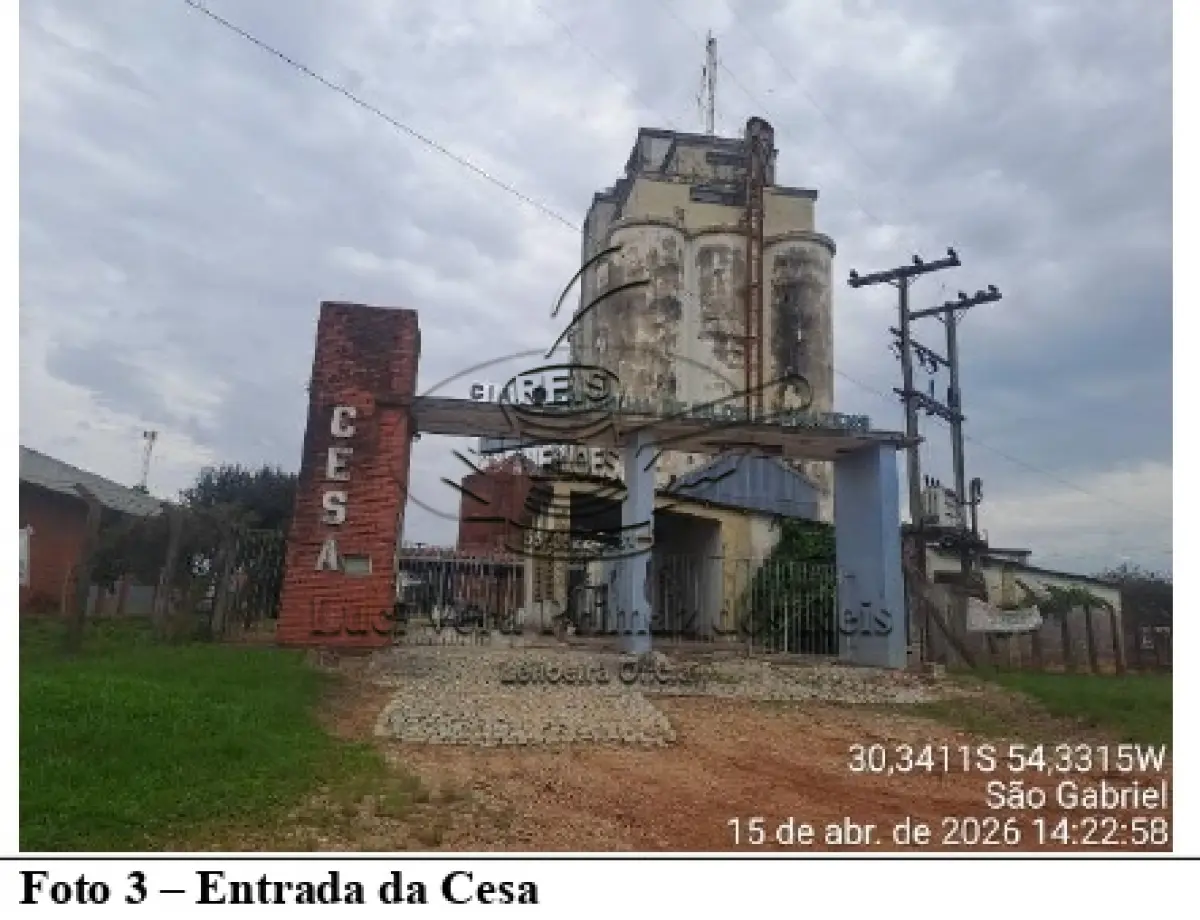 LOTE 001 - Silos e equipamentos