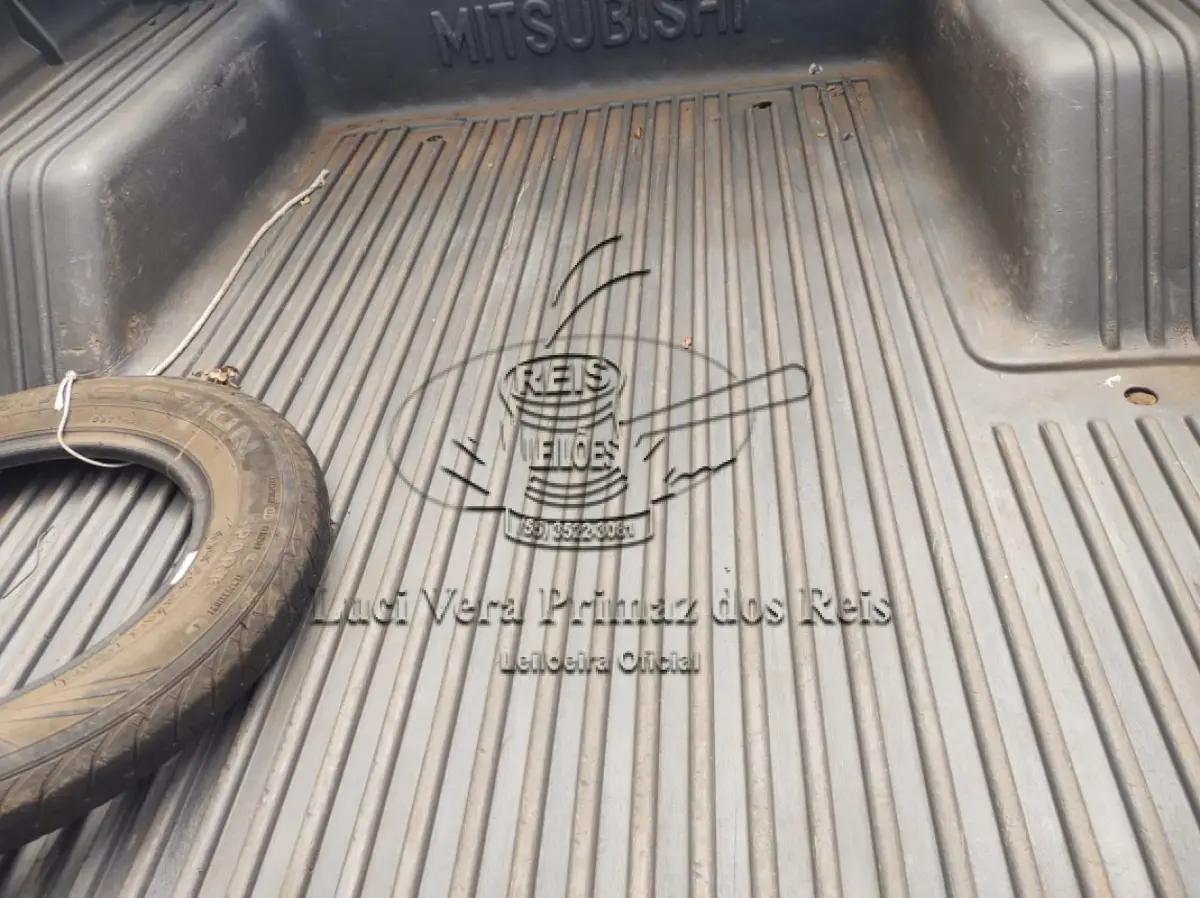 LOTE 002 - Marca/modelo: MMC/L200 Outdoor