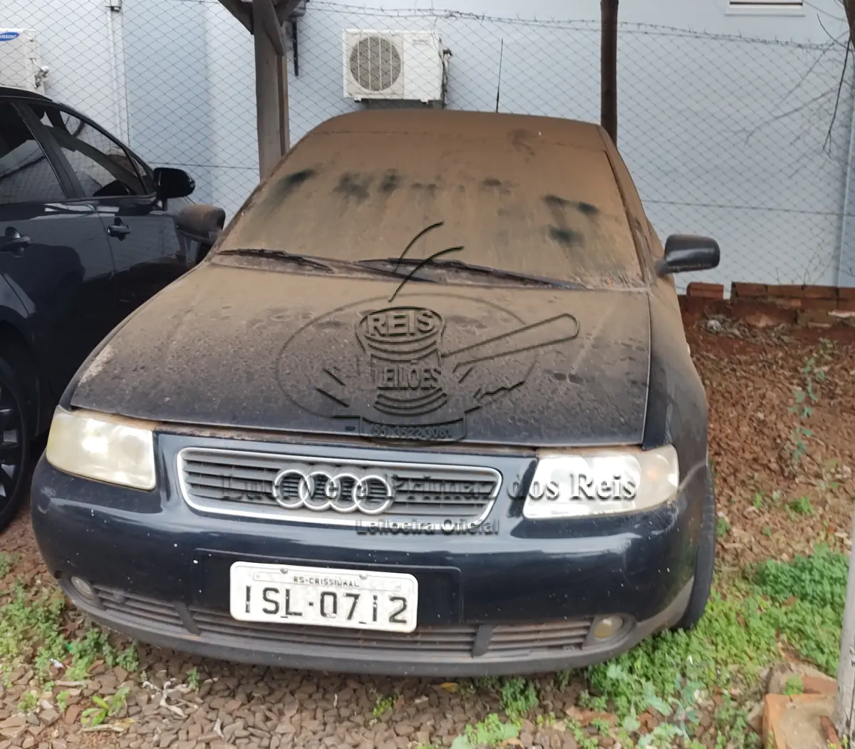 LOTE 001 - AUTOMÓVEL AUDI/A3