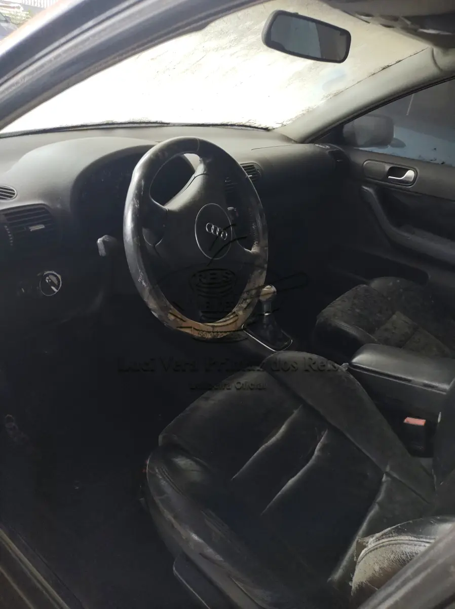 LOTE 001 - AUTOMÓVEL AUDI/A3