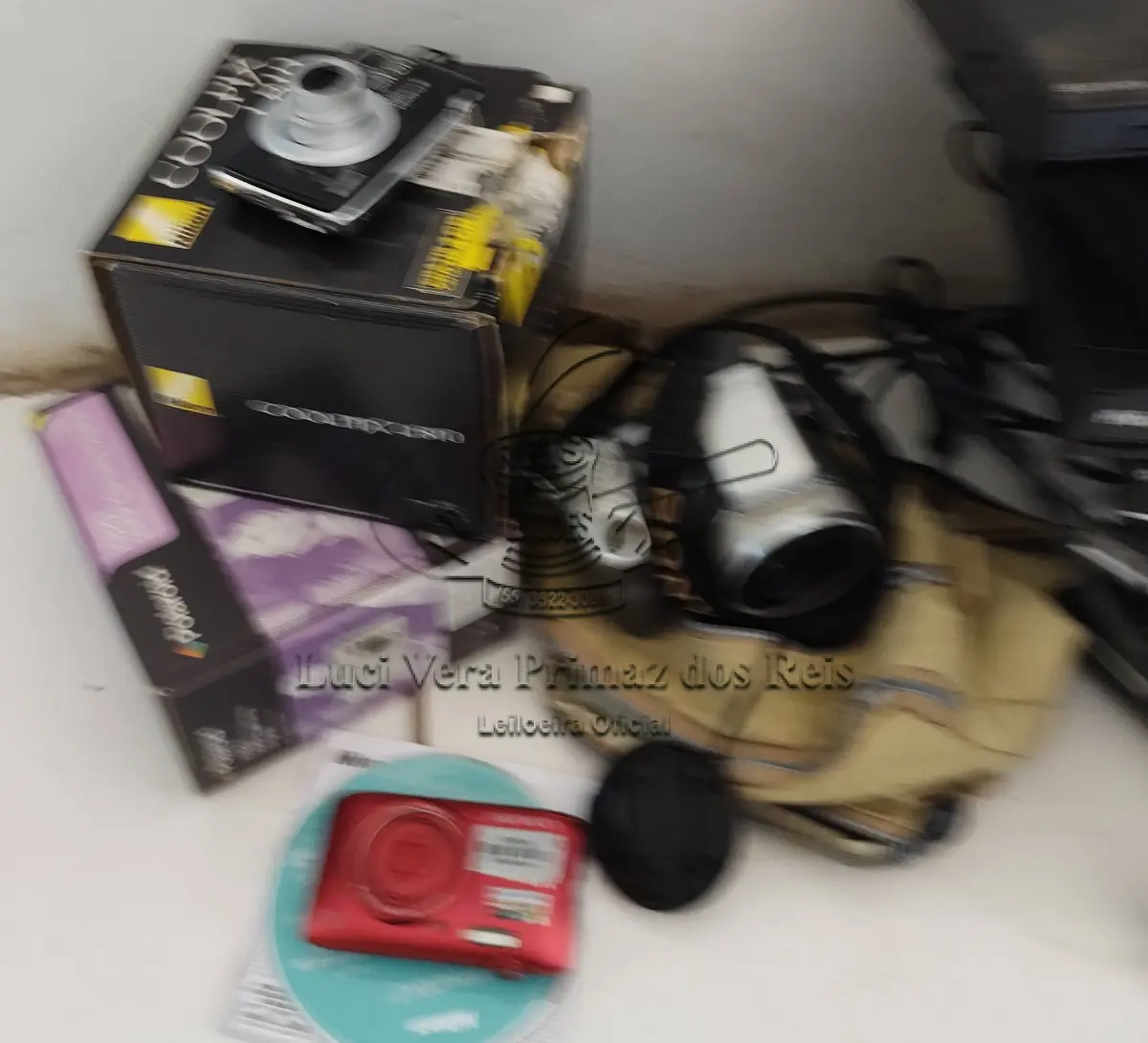 LOTE 004 - SUCATAS DE EQUIPAMENTOS ELÉTRICOS, INFORMATICA, GELADEIRA, ETC