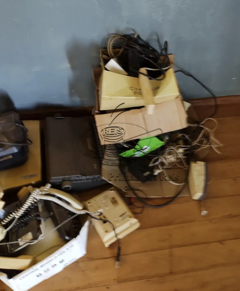 LOTE 11 - SUCATAS INFORMATICA