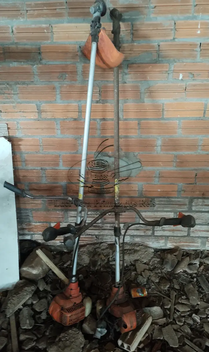 LOTE 08 - SUCATAS DE ROÇADEIRA COSTAL