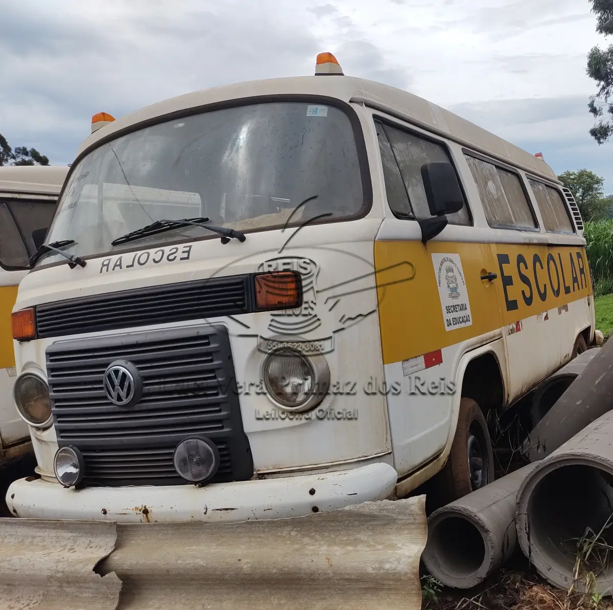 LOTE 007 - Automóvel Kombi