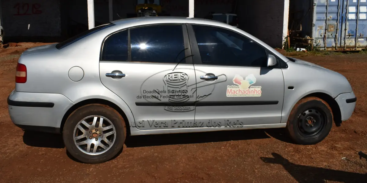 LOTE 009 - VW/POLO