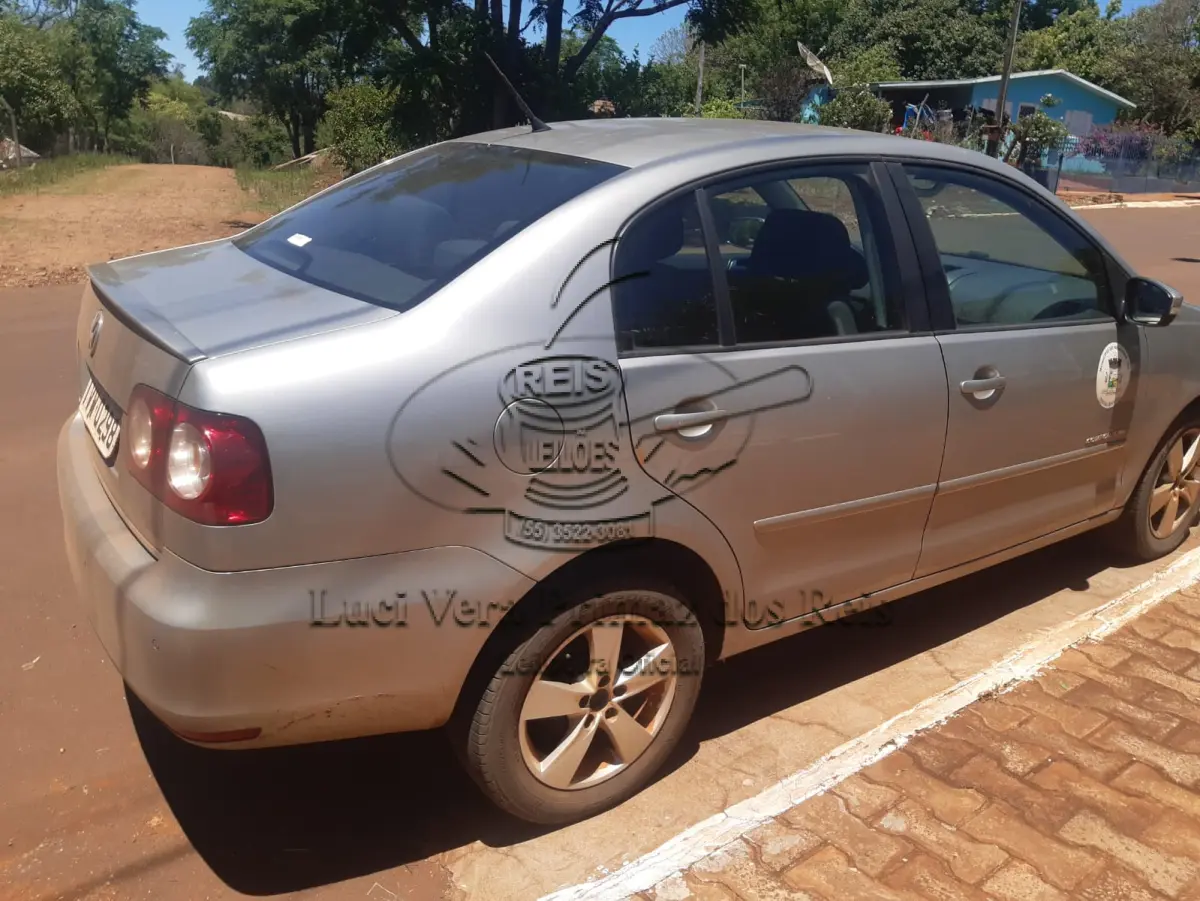 LOTE 011 - Veículo VW Polo Sedan