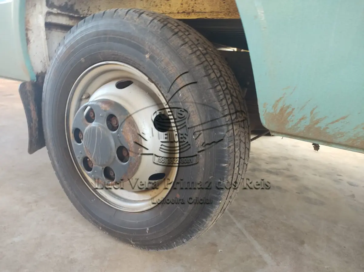 LOTE 030 - Iveco Daily13 Rontan ambulância