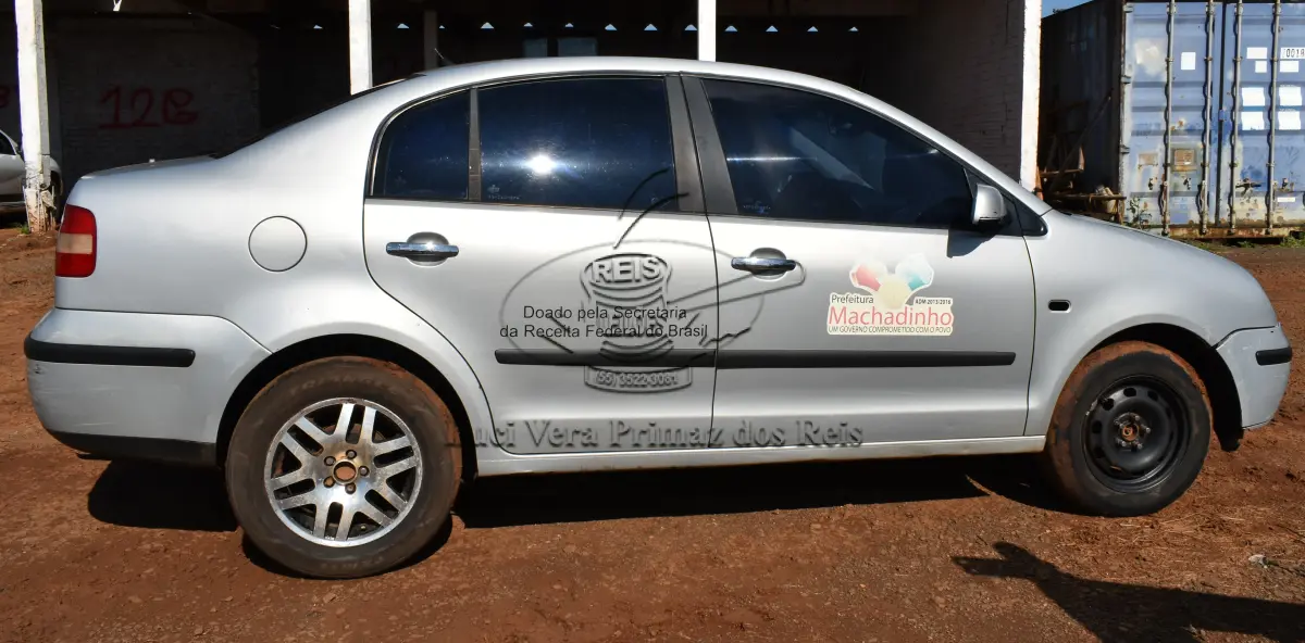 LOTE 009 - VW/POLO
